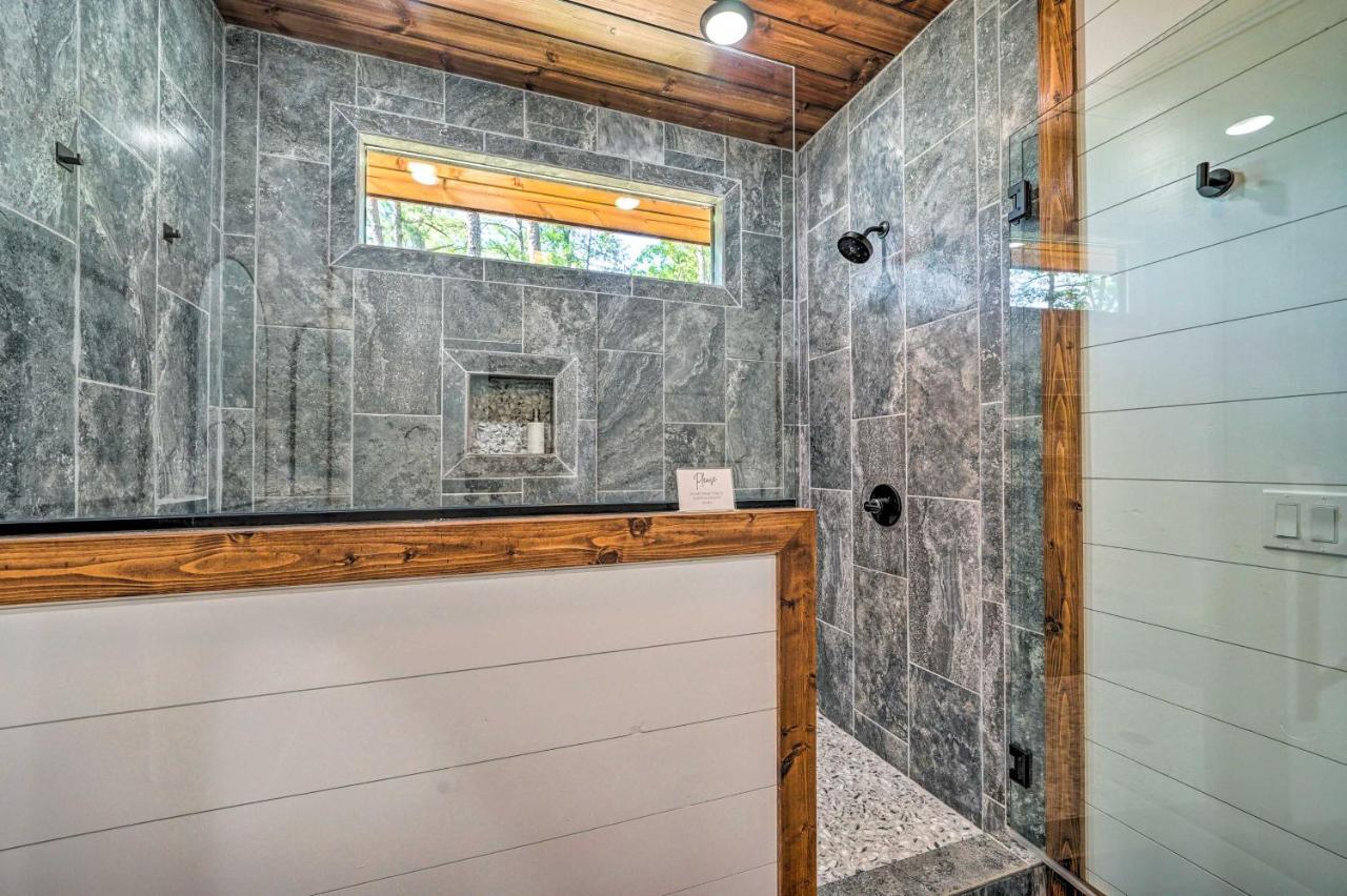 Chic Broken Bow Cabin With Hot Tub And Gas Grill! מראה חיצוני תמונה